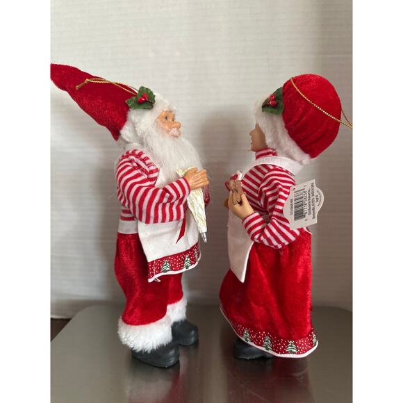 Mr & Mrs Clause 9” set baking light weight for table top/tree decorations NWT - Picture 2 of 5